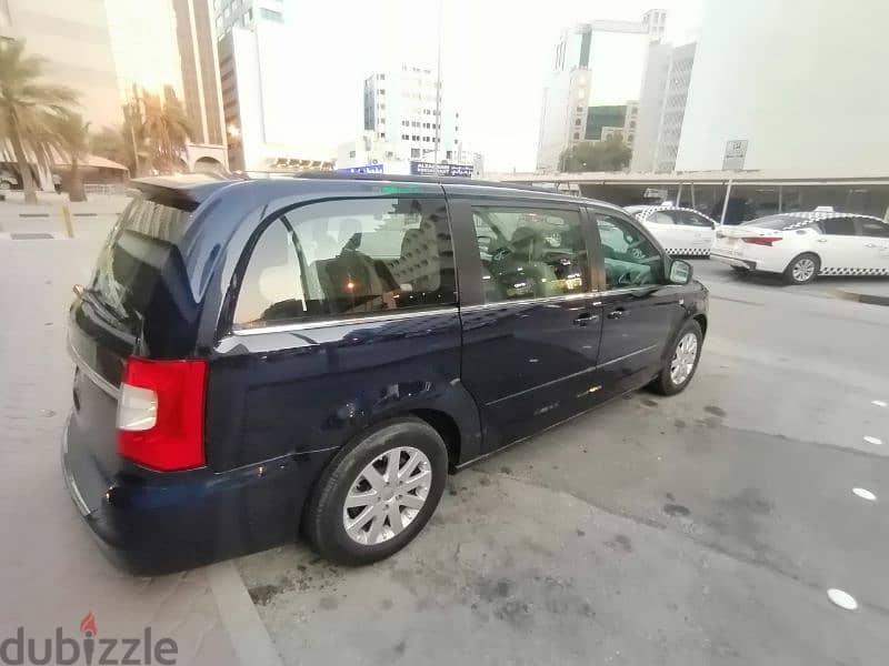 Family Van for rent 150 3