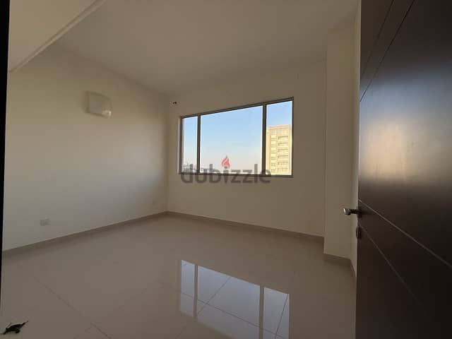 Stunning 2-Bedroom Apartment with Breathtaking Sea Views in Amwaj Isla 3