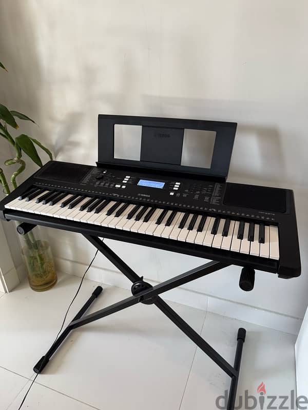 piano Yamaha psr-e373 0