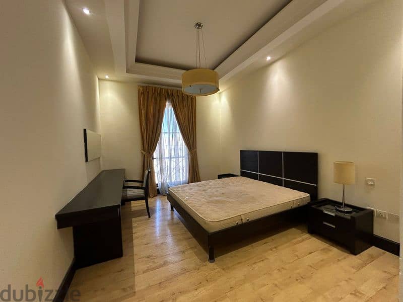 Luxury Room For Rent In 2BHK Fully Furnished 6