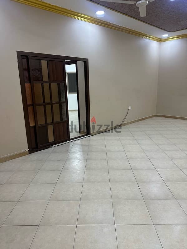 Apartment with ewa  in west Riffa شقة شامل للإيجار 0