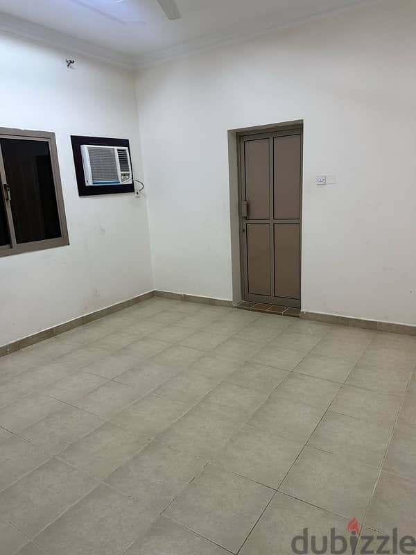 Apartment with ewa  in west Riffa شقة شامل للإيجار 4