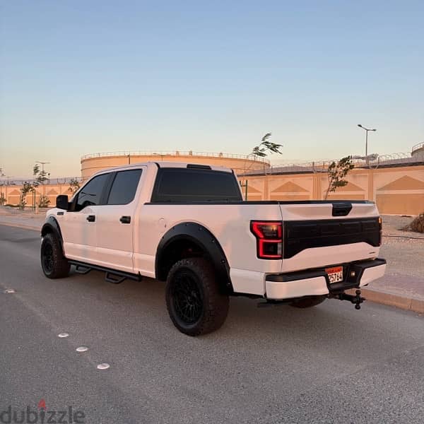 FORD F-150 2