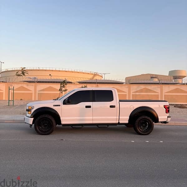 FORD F-150 4