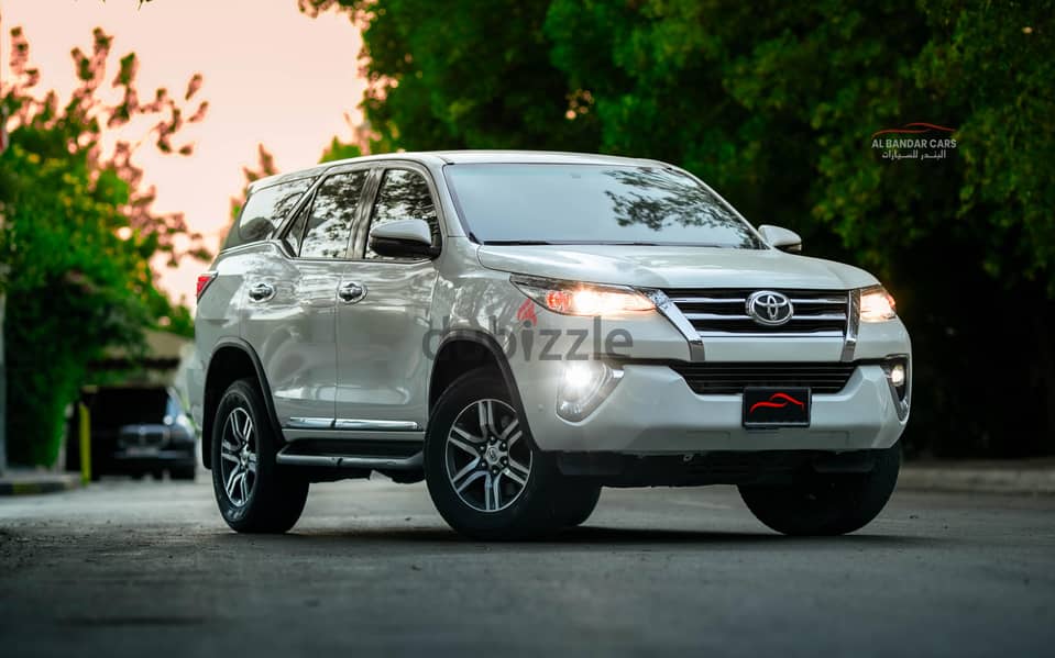 Toyota Fortuner 2018 EXCELLENT CONDITION WHITE 1