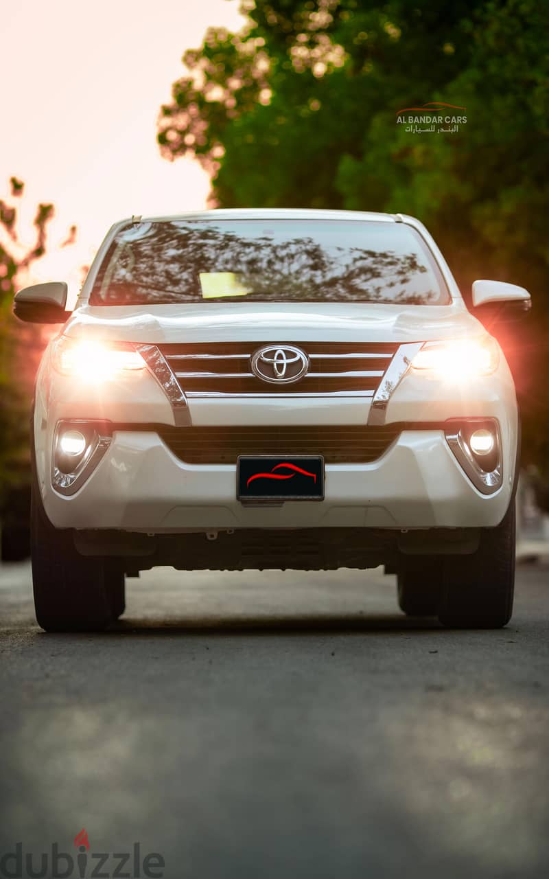 Toyota Fortuner 2018 EXCELLENT CONDITION WHITE 4