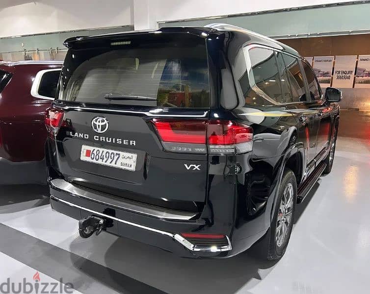 Toyota Land Cruiser 2024 VX V6 4.0L 3500 Km only under warranty 3