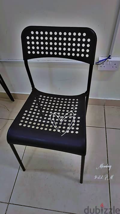 Steel Chair 5 pcs full set. . . very Good condition only 6 BD