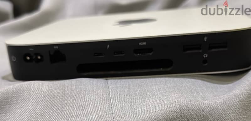 M1 Mac Mini with screen 2