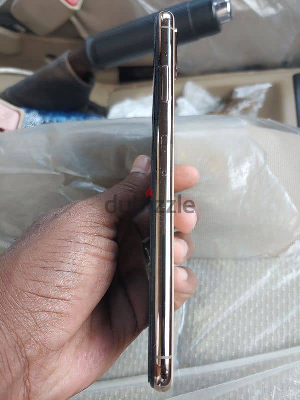 xs max in excellent condition, 64 GB, without scratches or damage 2