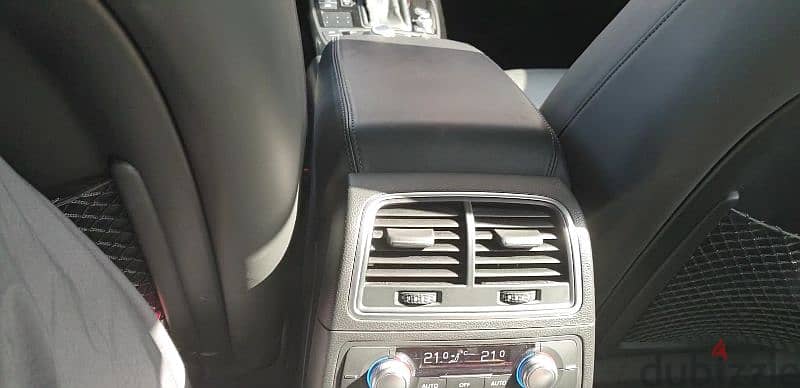 Audi A6 2.8 V6 Quattro - Full Black Interior 7