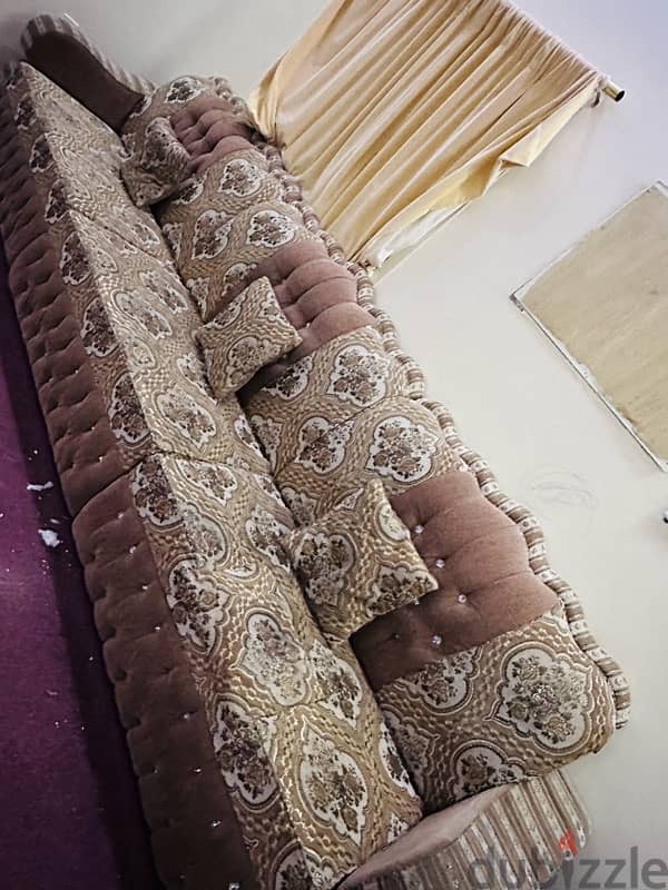 Sofa set for sale in good condition 20BD Pick up only from Riffa 1