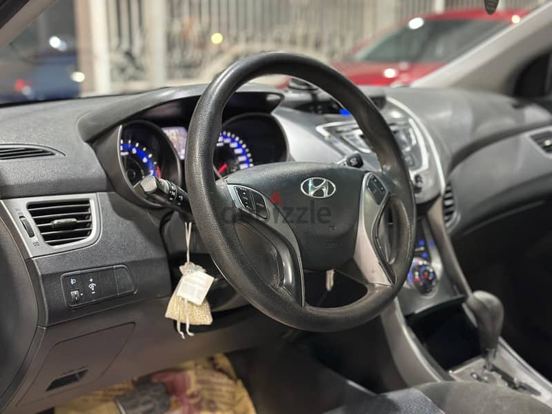 Hyundai Elantra 2013 1.6 4