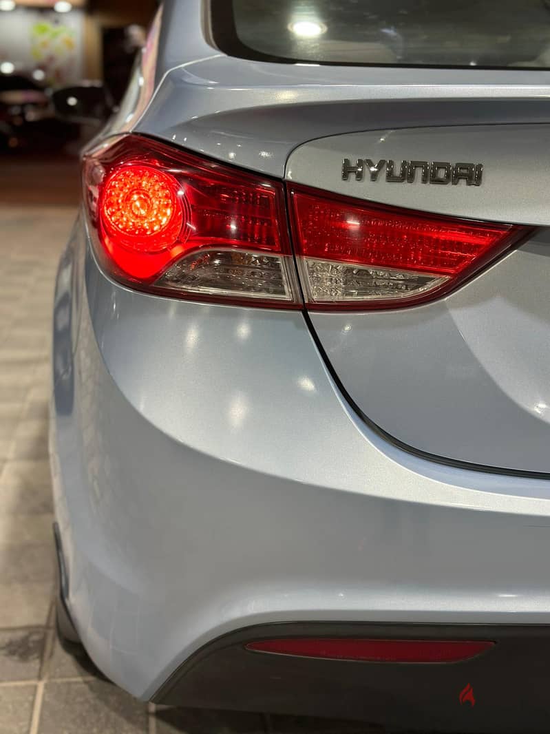 Hyundai Elantra 2013 1.6 7