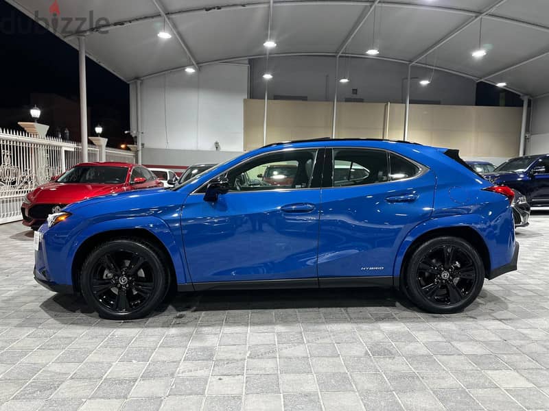 Lexus UX 2021 200 H 5