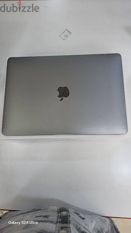 appple macbook air m1  full clean same like new 1