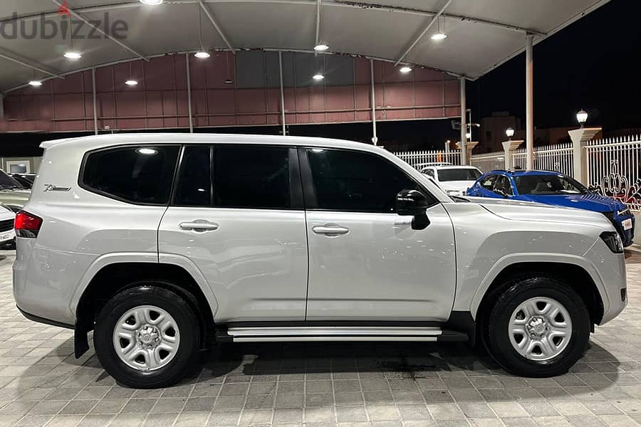 Toyota Land Cruiser 2022 diesel 10