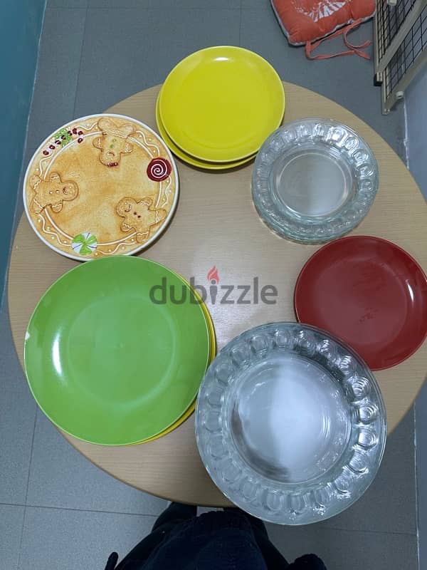 assorted kitchenware 6