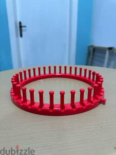 Red round knitting loom