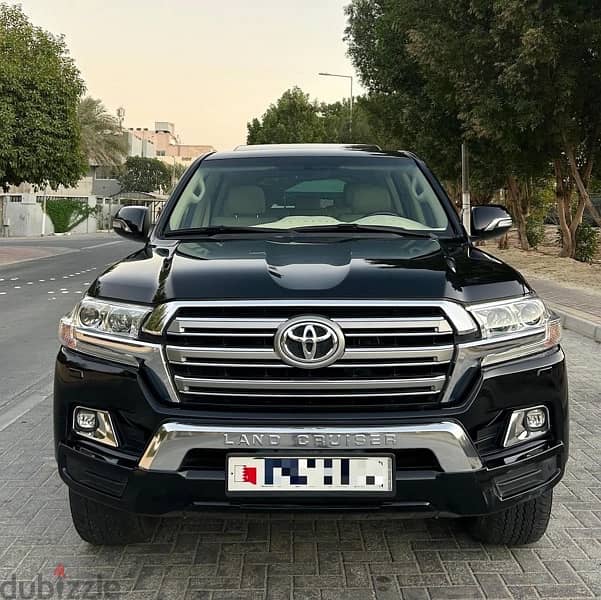 Toyota Land Cruiser GX-R 2020 4