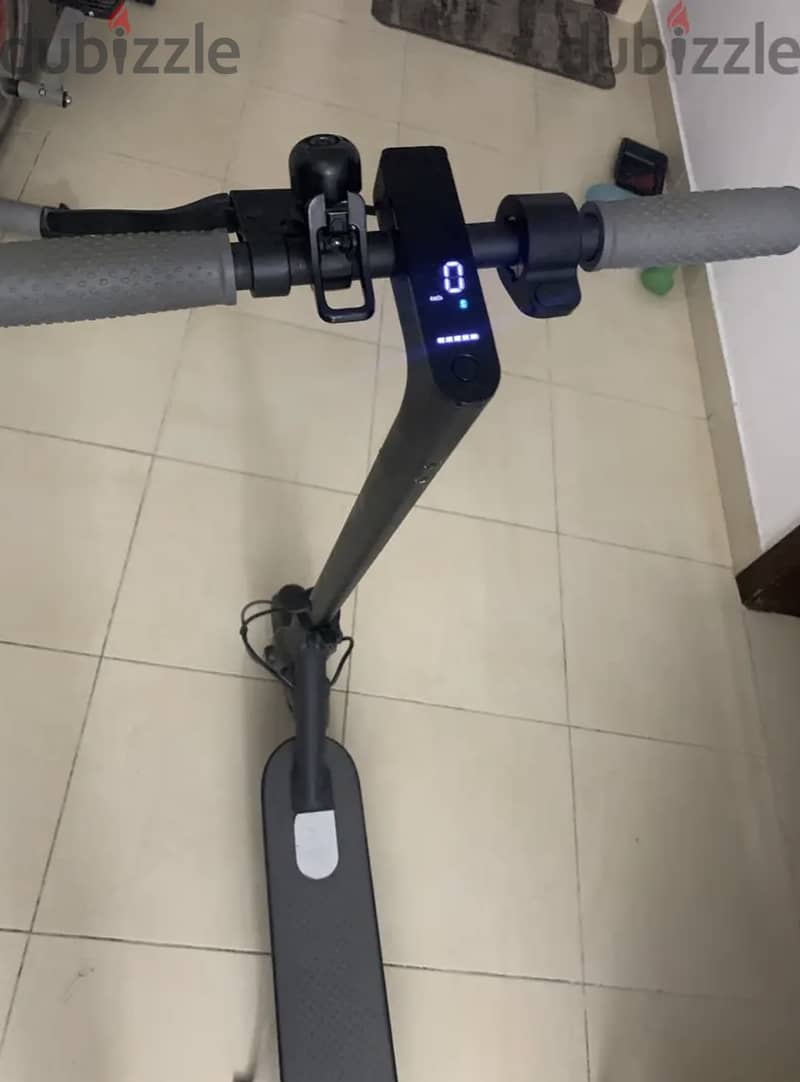 XIAOMI SCOOTER ESSENTIAL 1