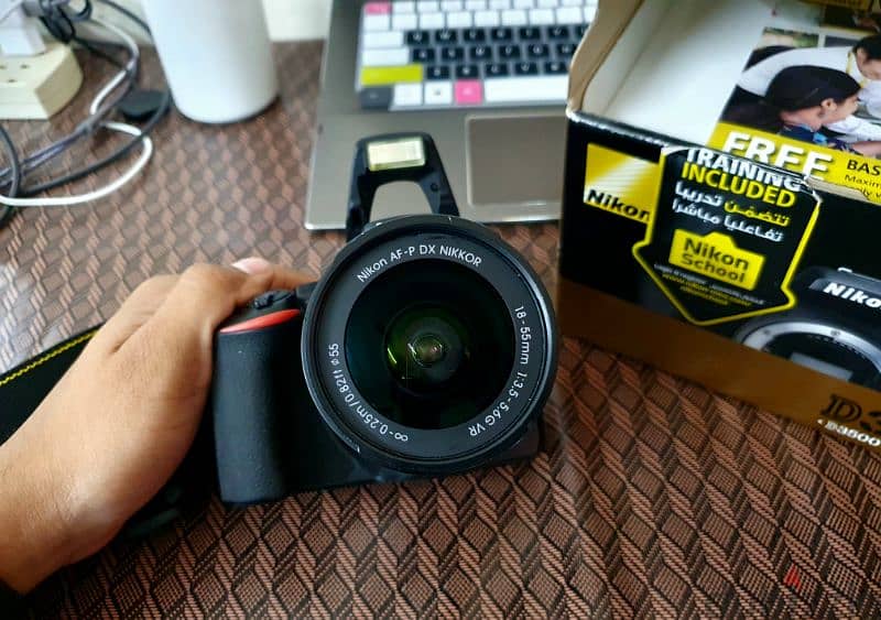 NIKON D3500 FOR URGENT SALE 3