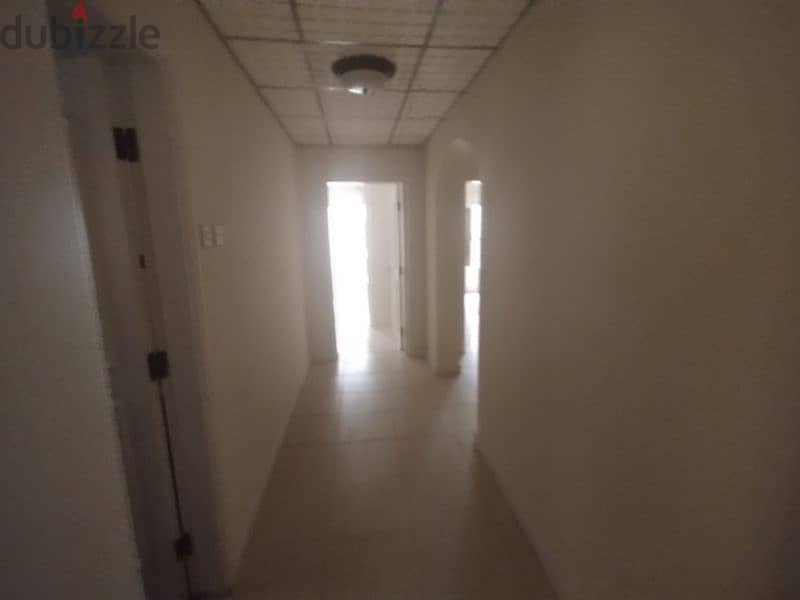 Modern 3 BR flat in Juffair,semi furnished 13