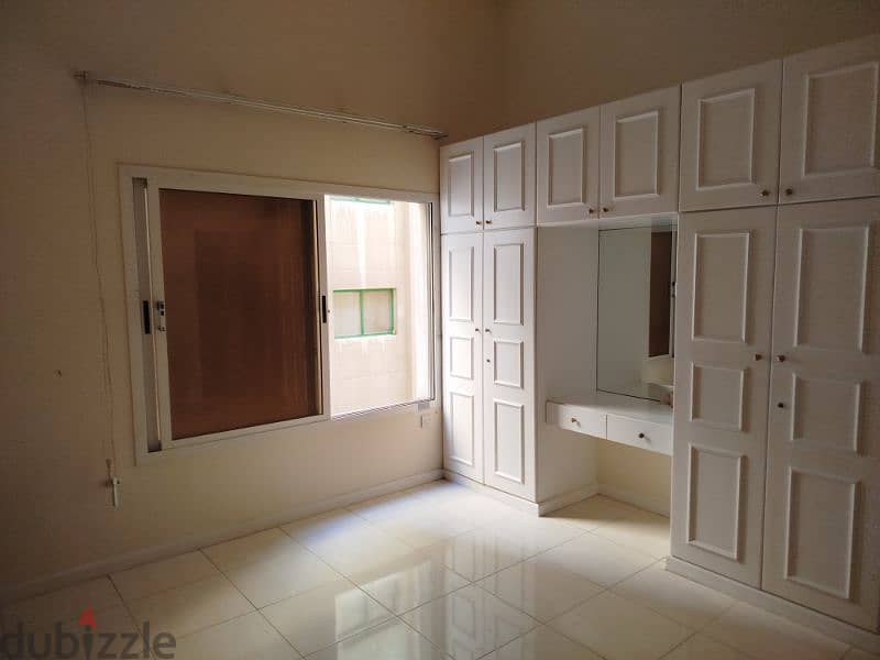 Modern 3 BR flat in Juffair,semi furnished 14