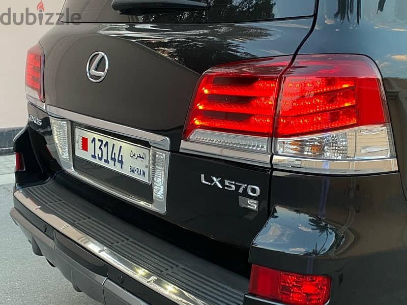 Lexus LX-Series 2015 3