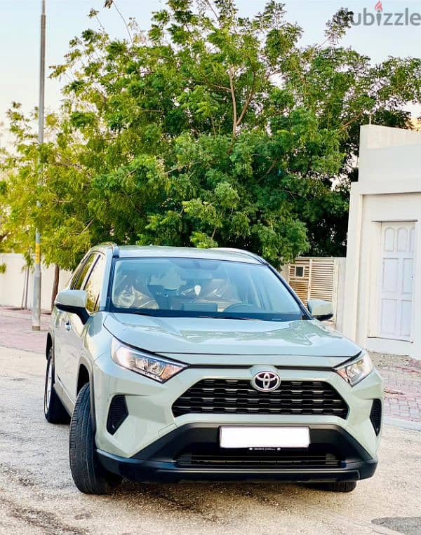 2019, TOYOTA RAV4, SINGLE OWNER, 51K KM. 4