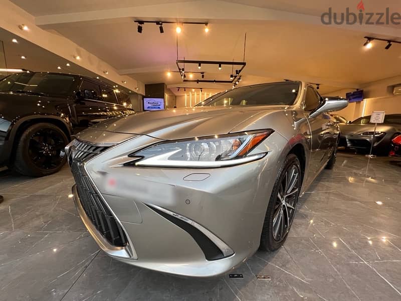 Lexus ES-Series 2024 1