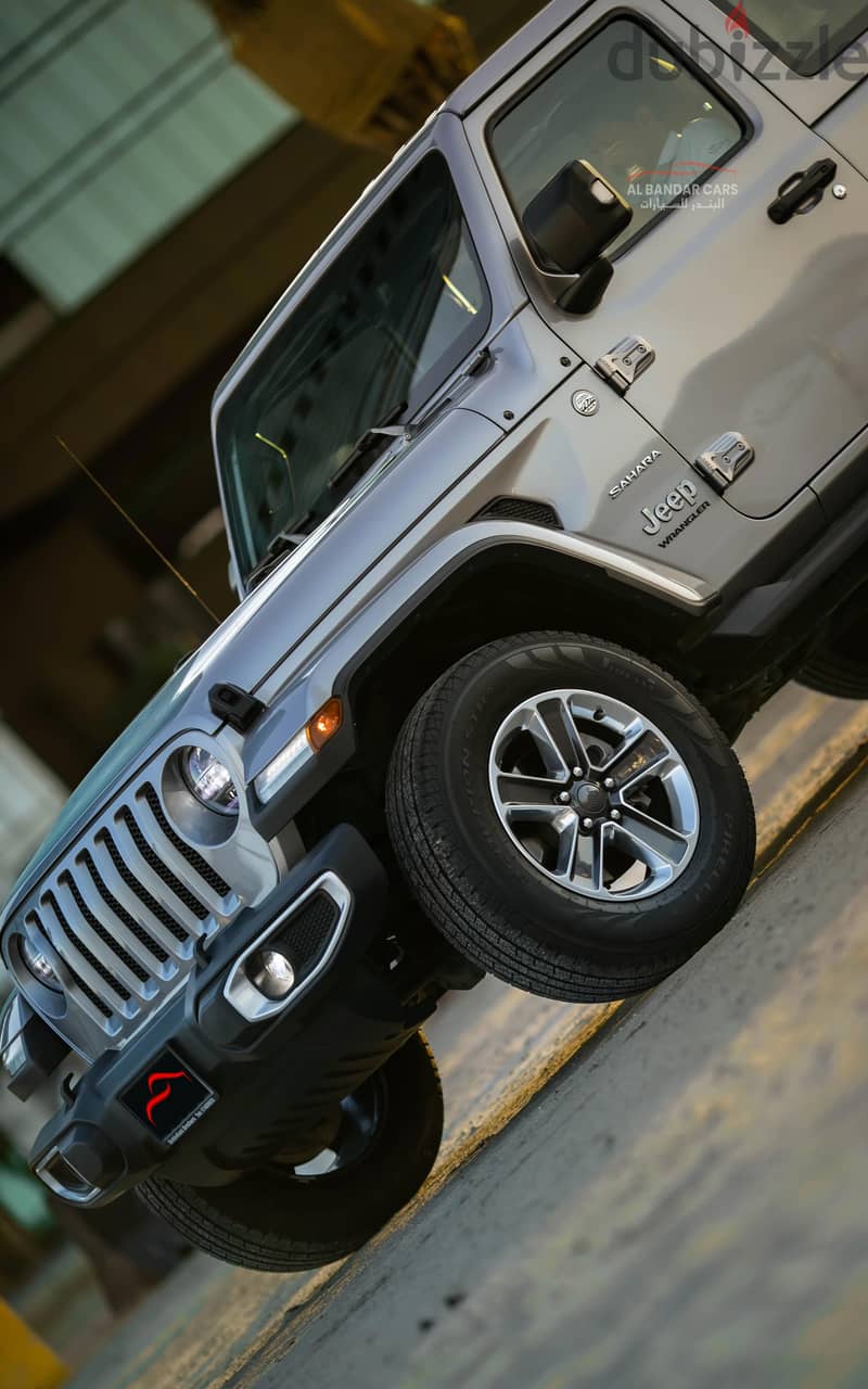 Jeep Wrangler 2021 SILVER EXCELLENT CONDITION 4