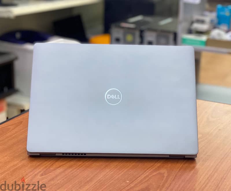 Dell 10th Generation Core I7 2.3Ghz Laptop RAM 16GB SSD 256GB 13.3"FHD 3