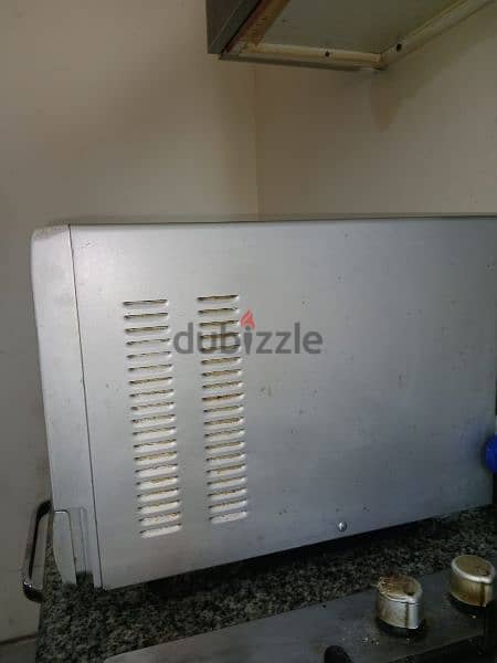 Sharp Microwave Oven 35L 2