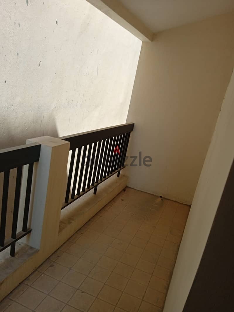 Studio flats in Juffair America Alley with ewa. . near OASIS Mall 11