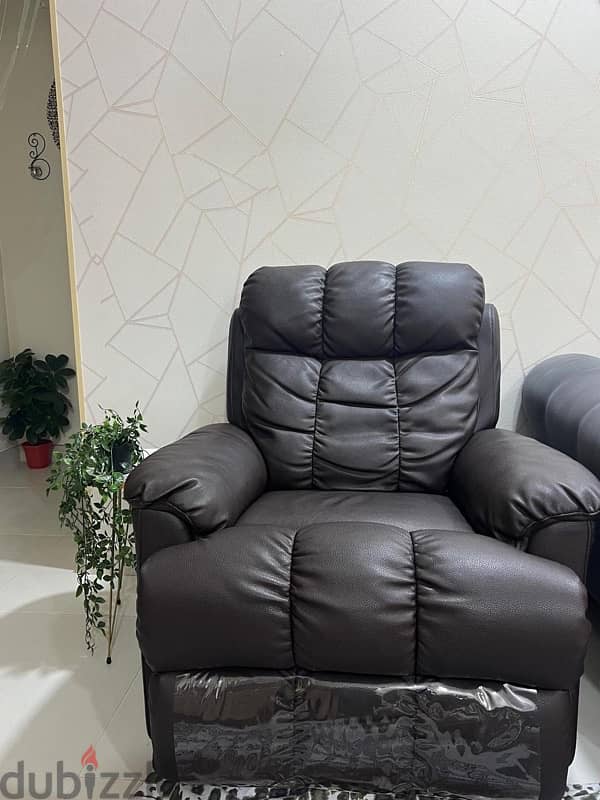 Recliner for Urgent sale 1