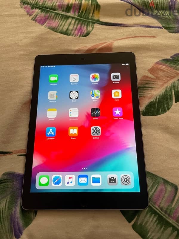 iPad 5 32gb for sale 0