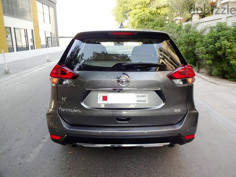 Nissan X Trail Grey 2.5 L 2019 Single User Well Maintained Urgent Sale 2