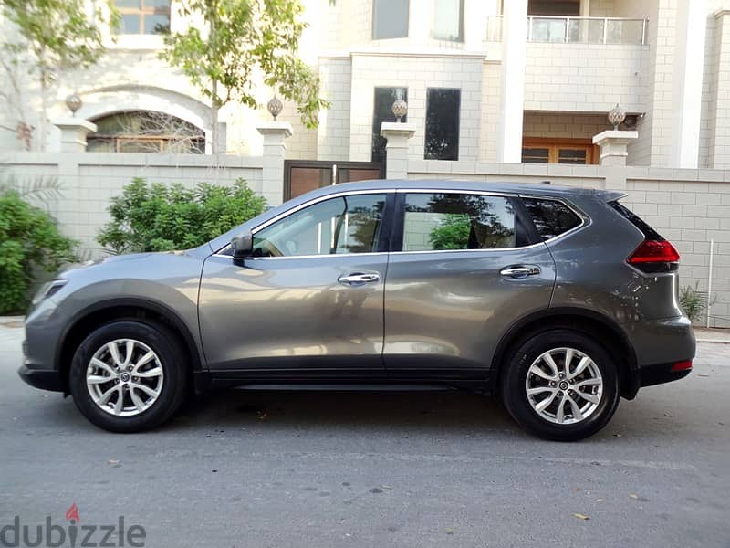 Nissan X Trail Grey 2.5 L 2019 Single User Well Maintained Urgent Sale 3