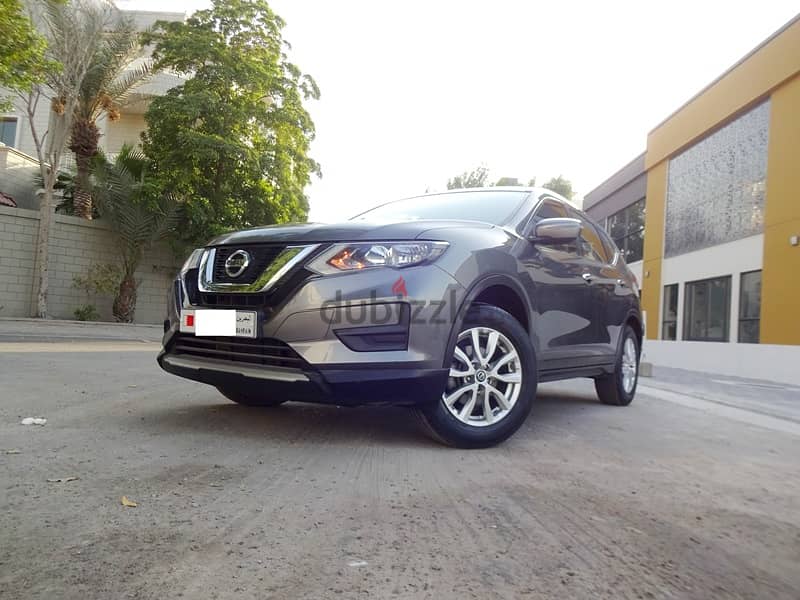 Nissan X Trail Grey 2.5 L 2019 Single User Well Maintained Urgent Sale 11