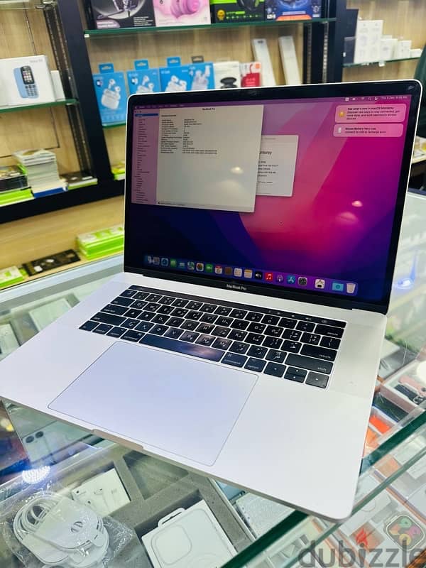 MacBook Pro 15inch 0