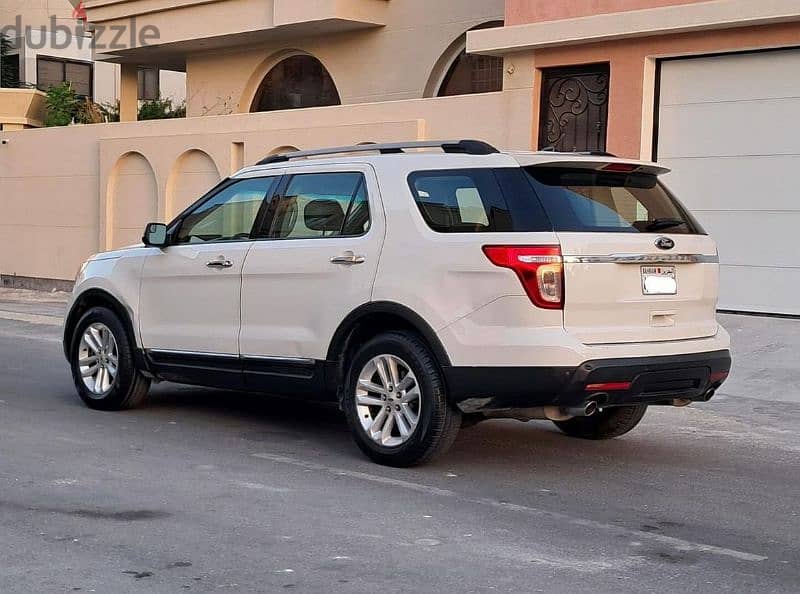 Ford Explorer 2012 3