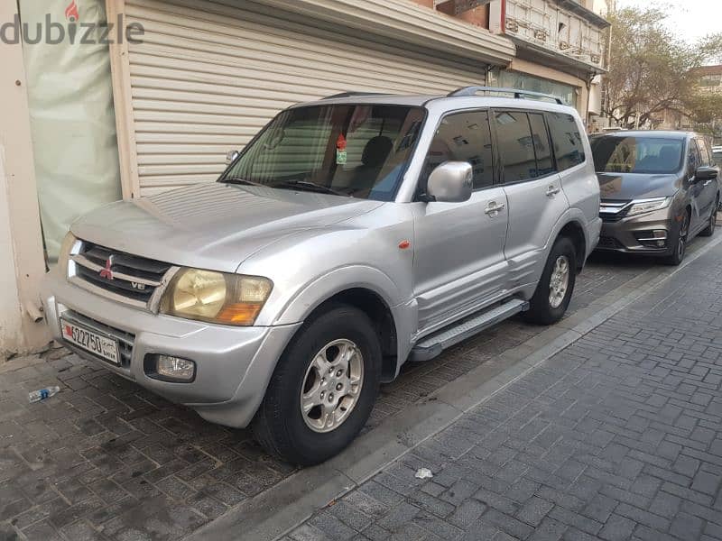 ميتسوبيشي باجيرو 2001 Mitsubishi pajero 0