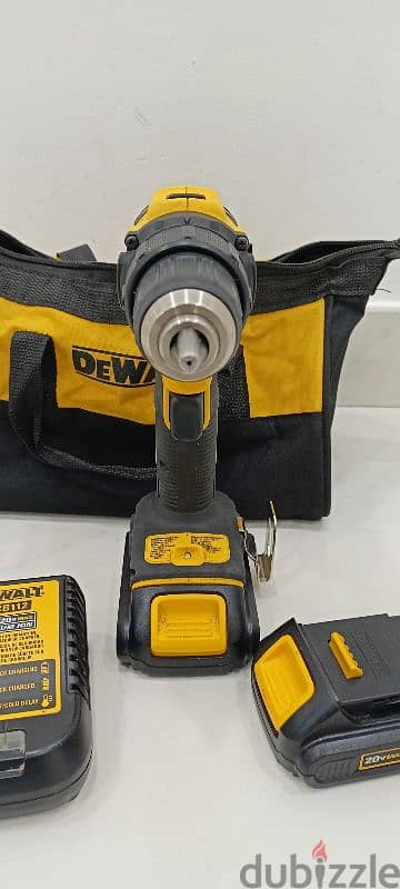 DeWalt MAX 20V Atomic Compact DCD708 Brushless Drill Driver 5