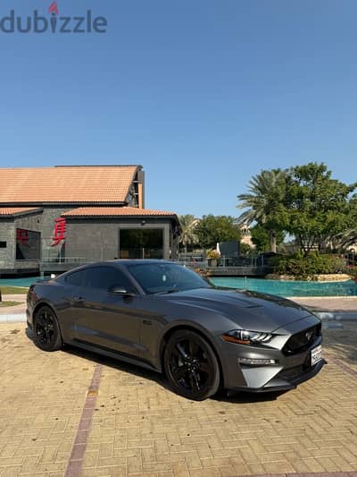 Mustang  2021 premium 5.0 V8 under warranty