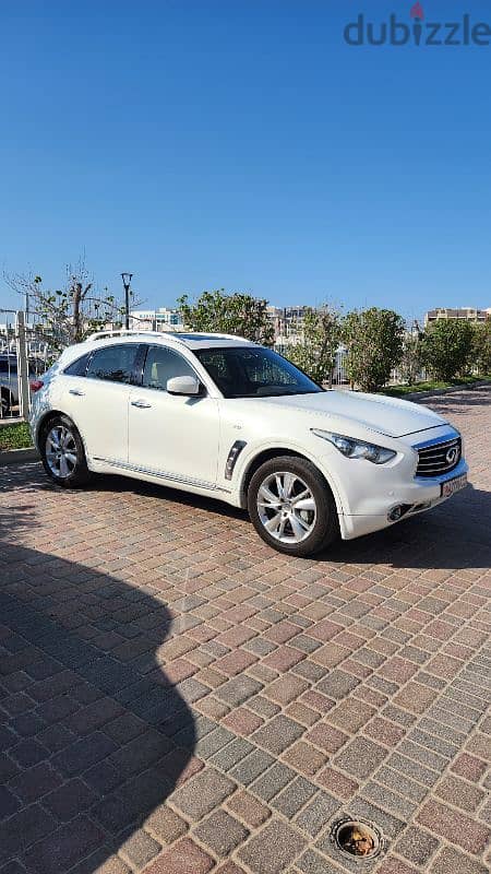 Infiniti FX45/FX35 2012 0