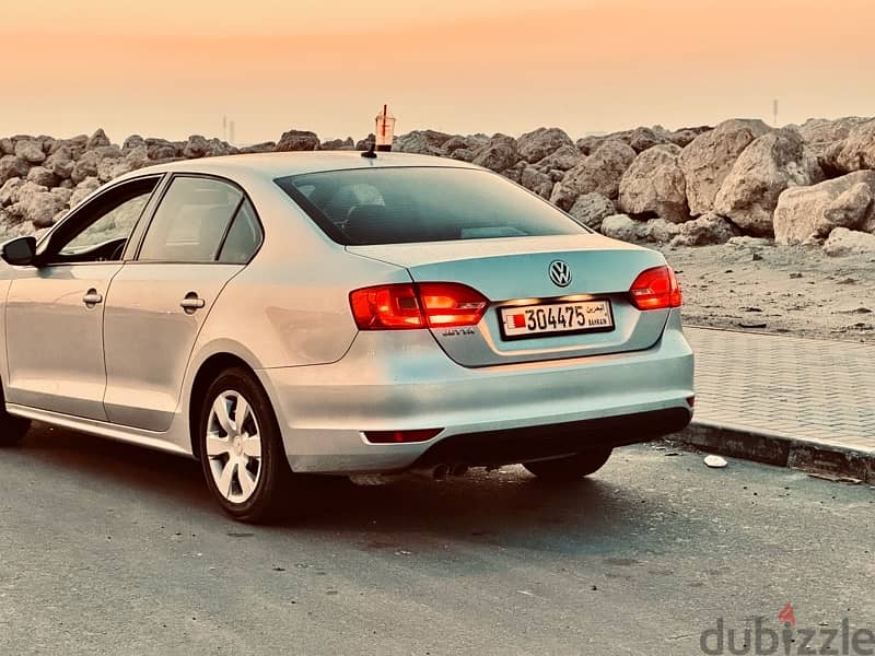 Volkswagen Jetta 2012 1