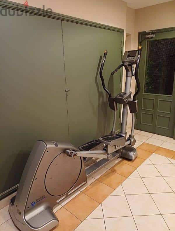 Heavy-duty Exercise Elliptical cross trainer 3