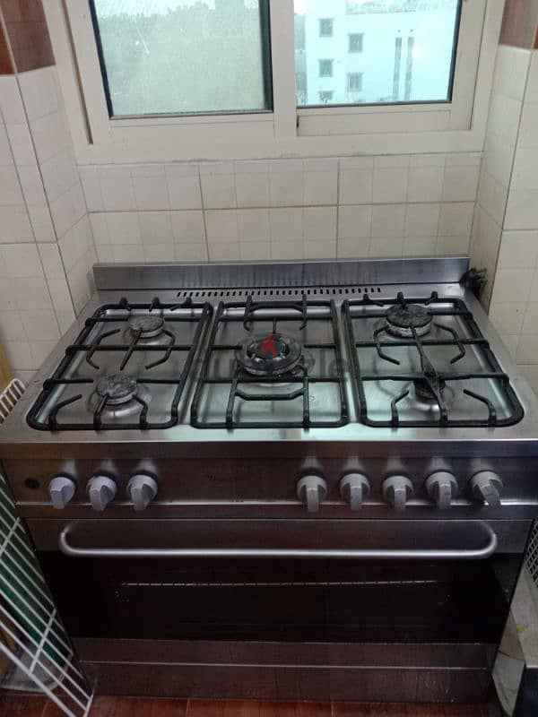 cooker With oven 1