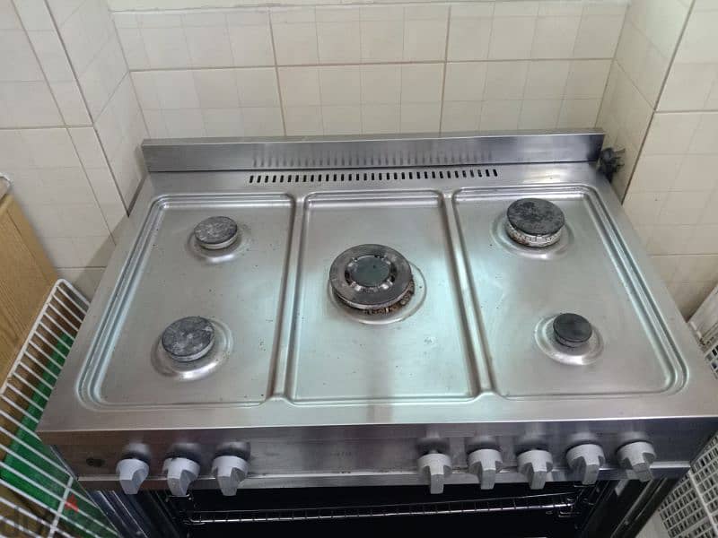 cooker With oven 2